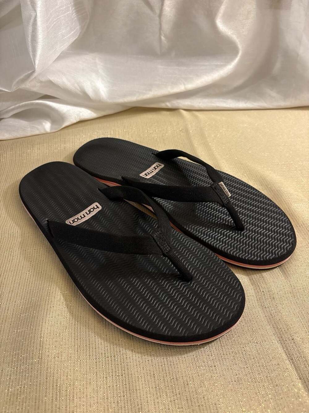Hari Mari Dunes Flip Flops Size 11 Black Blush